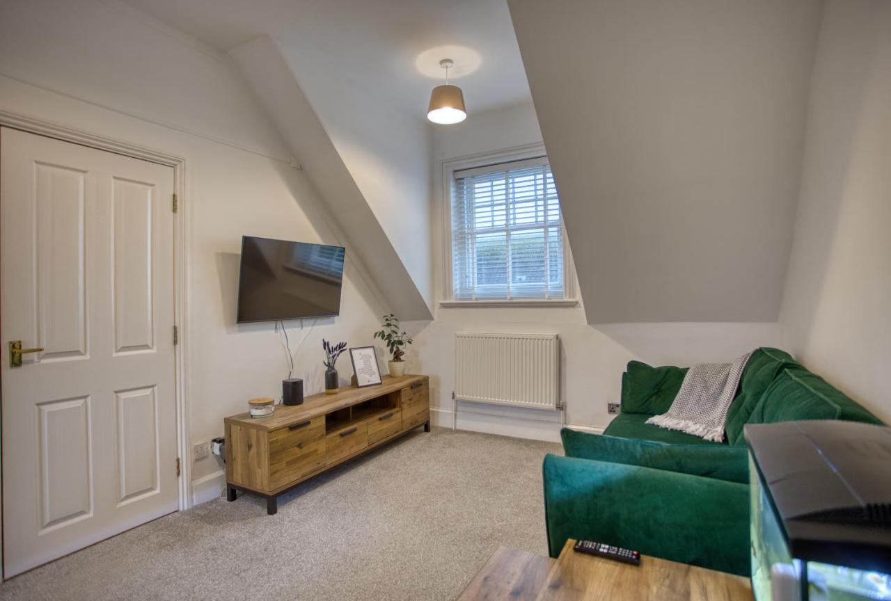 Appartamento Wonderful West End - Parking Inc Folkestone Esterno foto